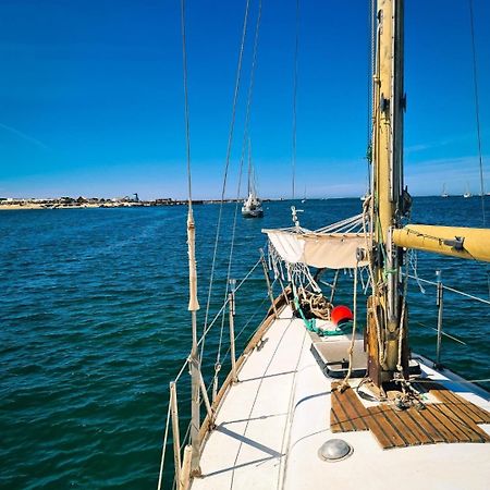 ホテル Santiago- Boat House オリョン エクステリア 写真
